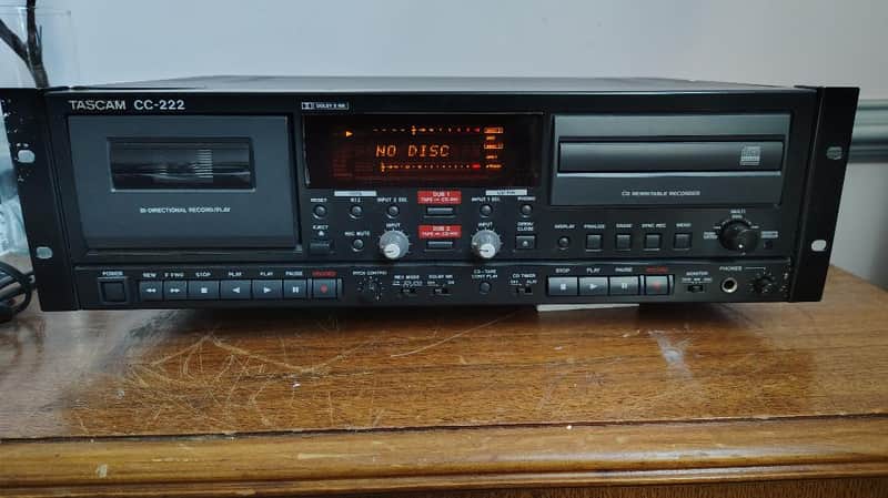 Tascam CC222 cassette / CD recorder in excellent condition - 1980's image 1