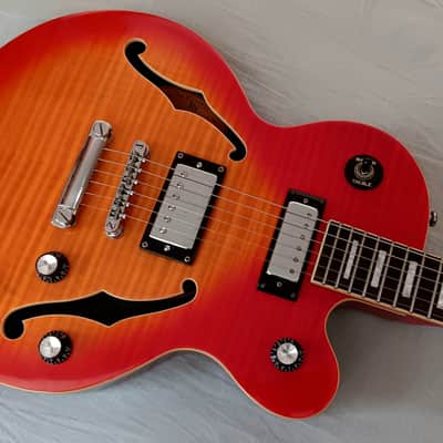 Epiphone Alleykat Semi-hollow Guitar (CLEAN! Grover Tuners - Case Included) 2000 - 2008 - Heritage Cherry Sunburst image 9