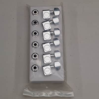 2000's Fender NOS American Standard 6 In A Line Tuners (T-313) image 1