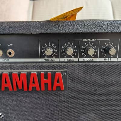 Yamaha VX Series 25B Bass Combo Amp - Used image 2