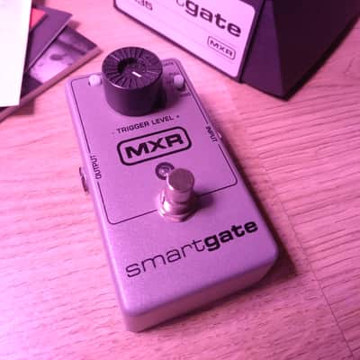 MXR M135 Smart Gate 2004 - Present - Gray image 2