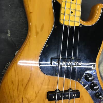 Fender American Professional II Jazz Bass with Maple Fretboard 2020 - Present - Roasted Pine image 10