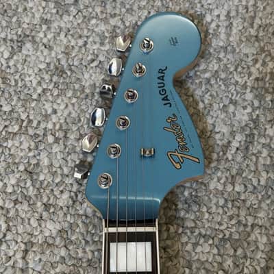 Fender Traditional II 60s Jaguar FSR w/ Headstock, Japan MIJ Lake Placid Blue image 2