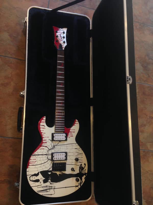 Schecter Vampria Electric Guitar Horror Goth Punk Vampire Maila