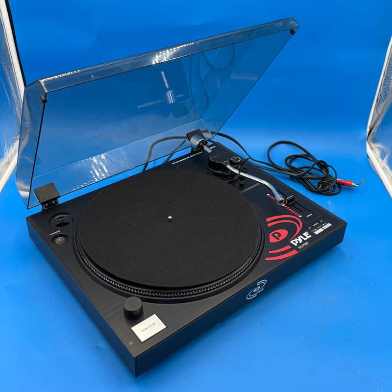 Pyle PLTTB1 Professional Belt Drive Turntable image 1