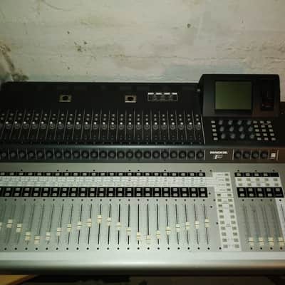Mackie TT24 24-Channel Digital Mixing Console