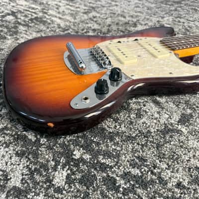 Fender Modern Player Mustang 2013 MIC Honey Burst P90 Rare Guitar + Gig Bag image 4