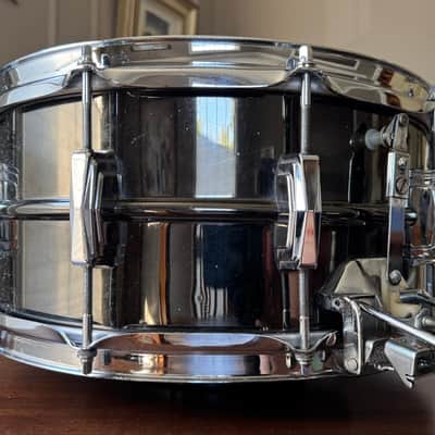 1979 Ludwig Black Beauty Super-Sensitive 6.5x14" 10-Lug Brass Snare Drum with Pointed Blue/Olive Badge 1977 - 1979 - No. 419 Black Nickel-Plated Super Sensitive image 4