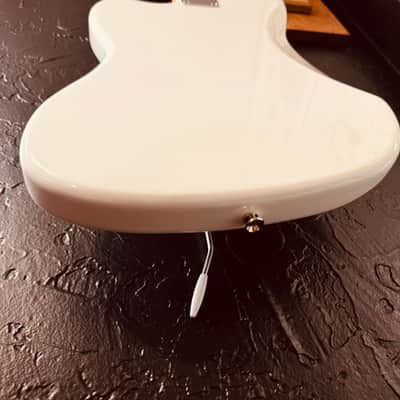 Squier Vintage Modified Jaguar Olympic White image 9