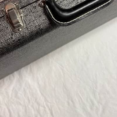 FENDER MUSTANG BASS CASE-SILVER/GREY REISSUE-NEW! image 11