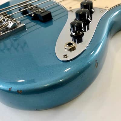 Fender Jazz Bass American Vintage 70's FSR 2003 Lake Placid Blue image 9