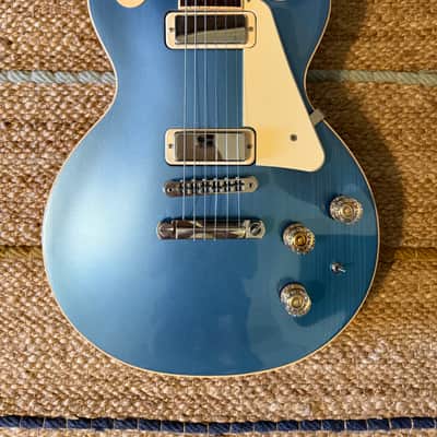 Gibson Les Paul Deluxe 2015 - Pelham Blue image 2