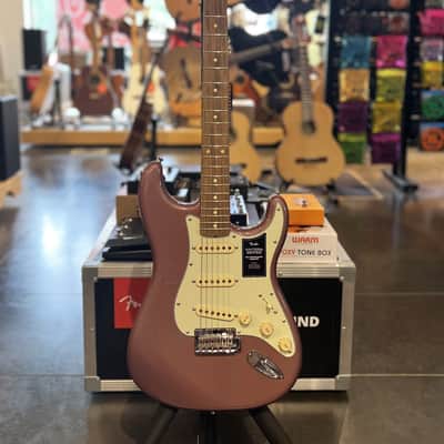 Fender Vintera '60s Stratocaster Modified with Pau Ferro Fretboard - Burgundy Mist Metallic image 2