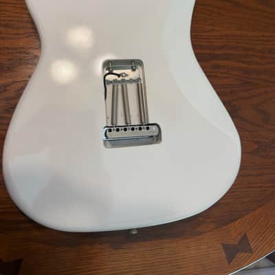 ***Must See*** Olympic White Hendrix Voodoo Tribute Strat Partscaster – (Right Handed) Lefty Neck & Tremolo, Nitro Finish image 9