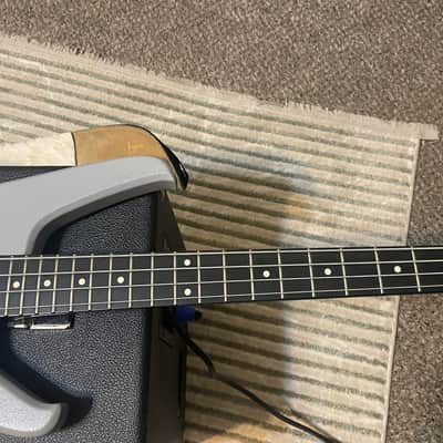 STATUS GRAPHITE S2 - Medium Scale 32” with “bend well” (like the Mark King bass) - Rhino Bass - Bi-Max pickups image 5