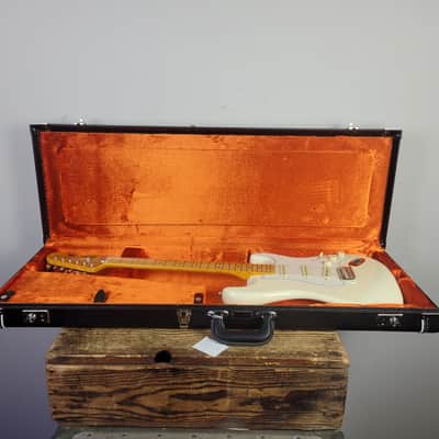 2025 Fender American Vintage II 1973 Stratocaster - Olympic White With OHSC image 20
