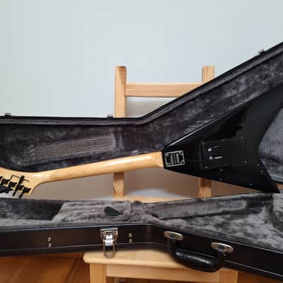 2008 Kramer Vanguard Flying V FR-440S Black w/OHSC image 7