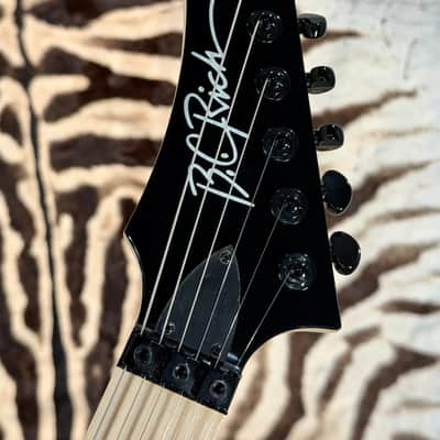 B.C. Rich Gunslinger Retro II 2025 - Red Crackle image 7