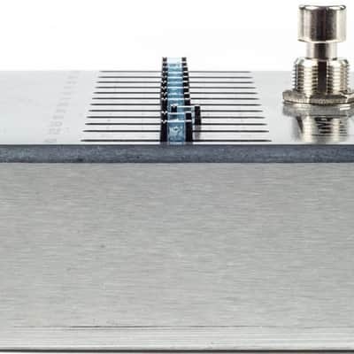 MXR M108S 10-Band EQ Pedal, Silver image 4