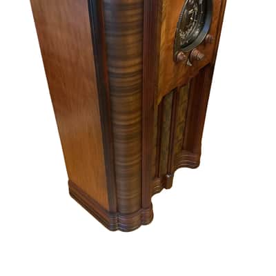 Restored Zenith 12S267 Console Radio with Bluetooth image 4