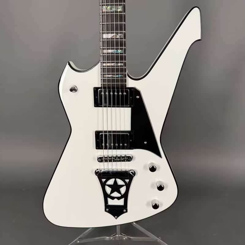 Washburn PS 1800 Paul Stanley Signature KISS in weiß white Gigbag