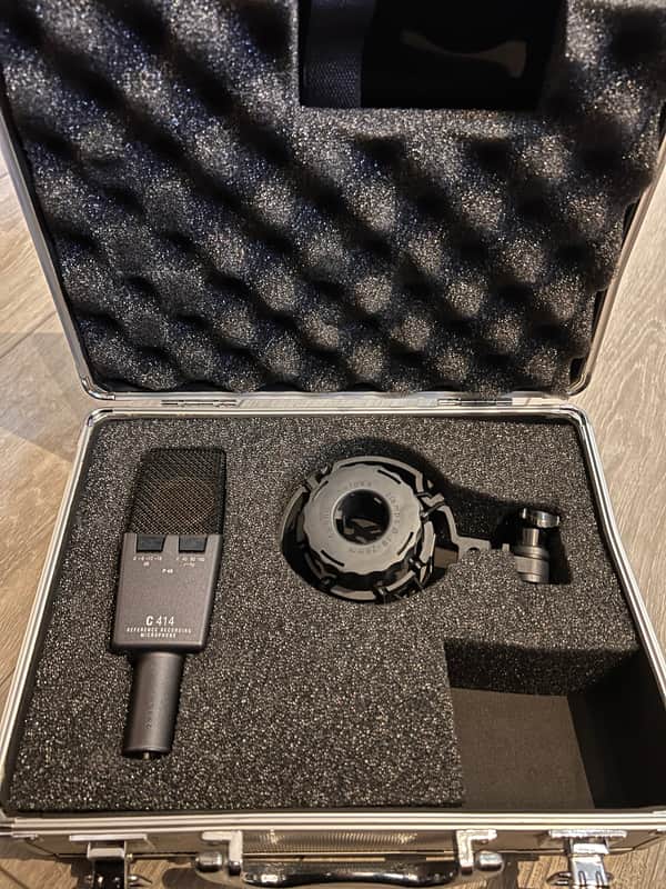 AKG C414 B XLS Large Diaphragm Multipattern Condenser Microphone
