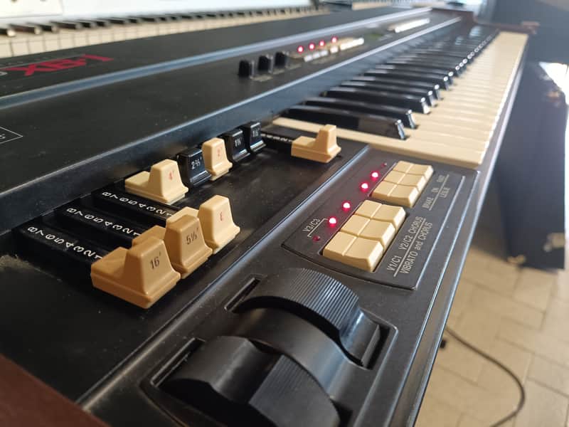 Immagine Hammond XB-1 - 1