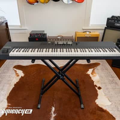 Native Instruments Komplete Kontrol S49 MK2 NI 25 Retrospective