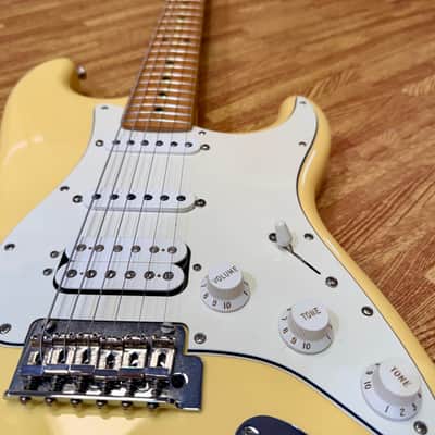 ✨2019✨ Fender Player Stratocaster HSS~ Buttercream Maple Neck~ Mexican Strat! image 4