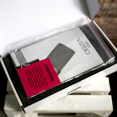 Brand New MXL 990 Condenser Microphone Open Box image 4