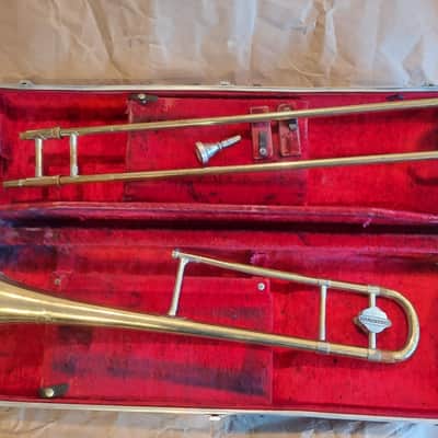 Holton Collegiate Trombone, USA, With case & mouthpiece image 1