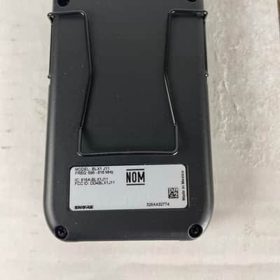 Shure BLX1 Bodypack Wireless Microphone Transmitter, J11 Band image 3