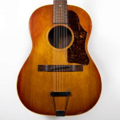 Gibson 1967 B-25-12, Cherry Sunburst image 2
