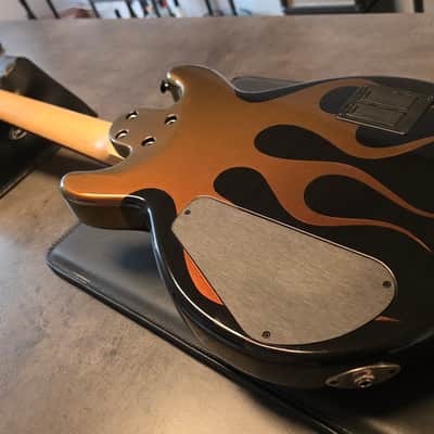 Jackson USA JJ Bass Custom Shop Interference Hot Rod Flames Flip-Flop Color Change 32" Medium Short Scale Scott Ian Music Man Stingray Pickup 18V Preamp American Slap Bass Guitar image 12