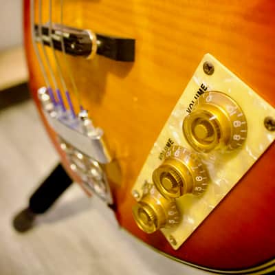 Epiphone Viola Bass with Okume Fretboard 2021 - Present - Vintage Sunburst image 8