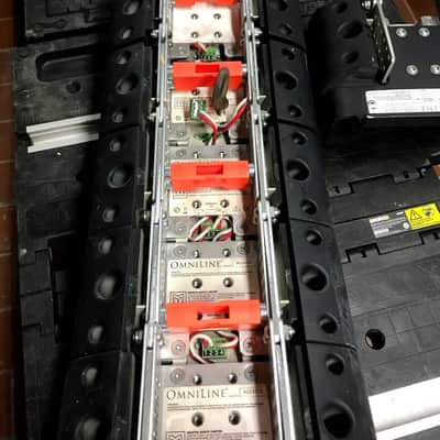 Martin Audio OmniLine 16-Module Line Array + AQ210 Dual-10 Subs + AQ10 Speakers – Complete PA System image 3