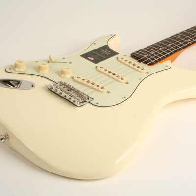 Fender American Vintage II 1961 Stratocaster Left-Hand Rosewood Fingerboard Olympic White V25751 image 11