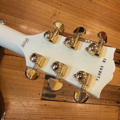Gibson Les Paul Custom shop 2021 - Alpine White image 19