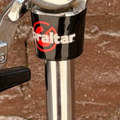 Gibraltar 5608 5000 Series Lightweight Round Top Drum Throne - Used image 8