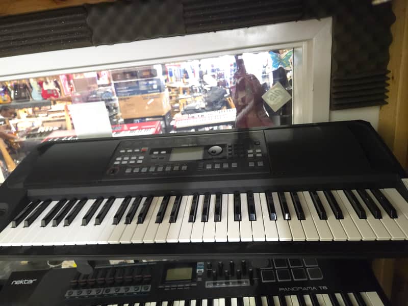 Korg EK-50 61-Key Entertainer Keyboard 2018 - Present - Local Pickup Only image 1