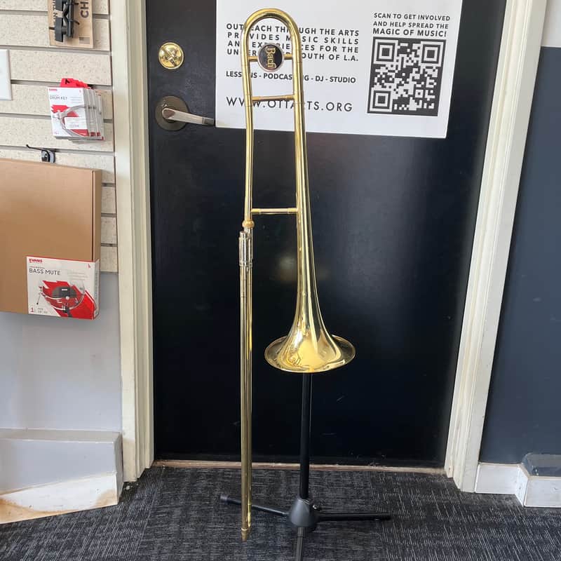 Bach TB300 Student Model Bb Trombone 2000s - Lacquered Brass image 1