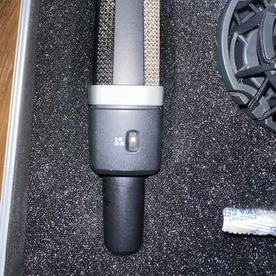 AKG C214 Large Diaphragm Cardioid Condenser Microphone 2010s - Black image 3