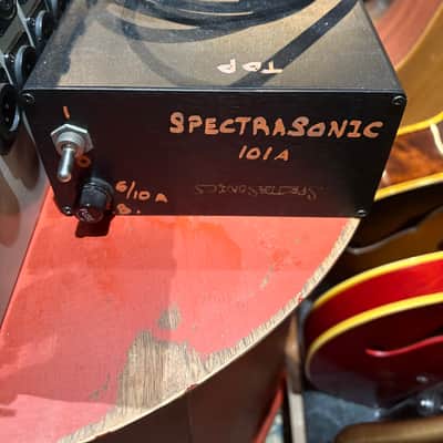 13 Spectra Sonics Model 101 Racked Preamps Vintage image 5