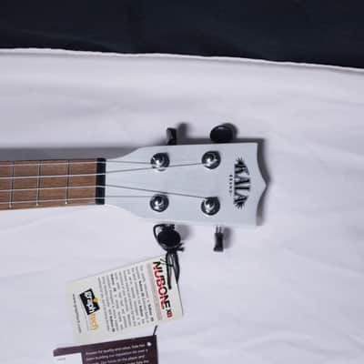 KALA Jazz Tenor Metallic White archtop acoustic electric UKULELE new UKE w/ Bag image 7