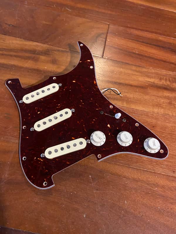 Fender Vintera '60s Stratocaster Pickup Assembly Grey Bottoms Tortoise Shell image 1