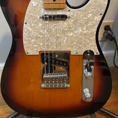 2016 Fender Telecaster with Gen4 Noiseless Pickups  - Black Sun Burst image 2