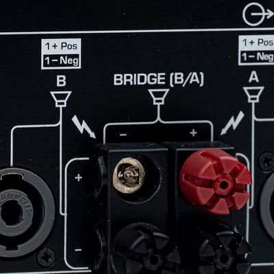 Crest Audio CC 1800 2 Channel Power Amplifier (2RU) image 9
