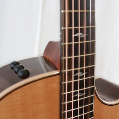 Taylor 814CE 800 Series Grand Auditorium A/E Guitar (Natural) image 5