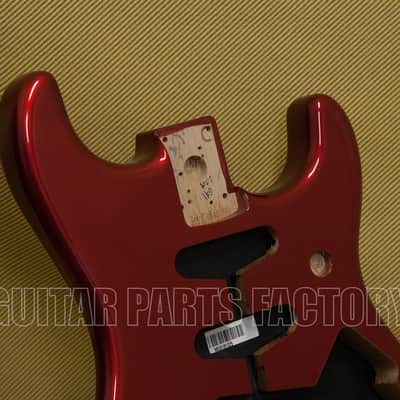 099-8003-709 Fender Classic Series Vintage 60's Stratocaster SSS Alder Body Candy Apple Red image 3