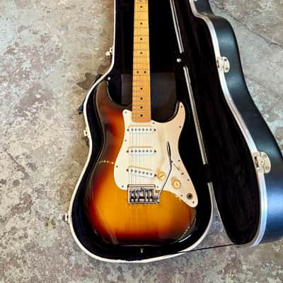 Fender Dan Smith ‘57 Stratocaster 1983 - Sunburst original vintage USA Fullerton image 4